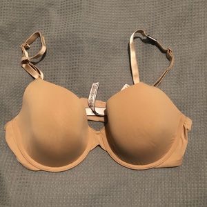 NWT Nude Victoria’s Secret T-Shirt Bra Size 36C